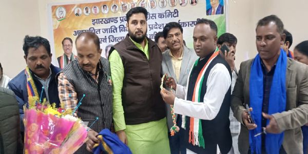 कांग्रेस का एससी विभाग संगठित तरीके से अपनी मांगों एवं मुद्दों को सरकार के समक्ष रखेगा: राहुल