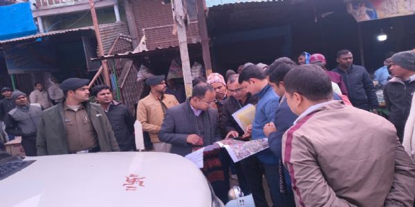 ग्रीन फील्ड बाईपास का डीएम ने किया निरीक्षण, शीघ्र निर्माण शुरू करने का निर्देश