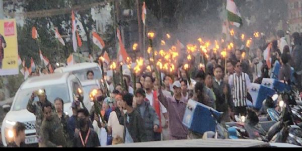 अवैध बांग्लादेशियों के खिलाफ इटानगर में मशाल रैली का आयोजन