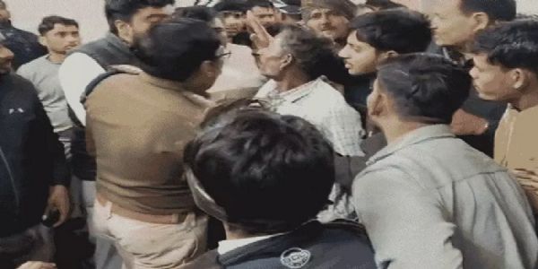 मुरैनाः भाजपा नेता ने कार से पांच लोगों को मारी टक्कर, दो की मौत, आक्रोशित लोगों ने किया जाम