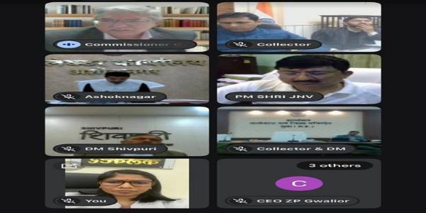 शासन की प्राथमिकता वाली योजनाओं और कार्यक्रमों का प्राथमिकता से हो क्रियान्वयनः संभागीय आयुक्त