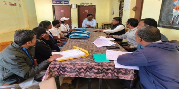 जगदलपुर : बस्तर कमिश्नर ने मतदाता सूची के विशेष गहन पुनरीक्षण कार्य की विस्तृत जानकारी ली