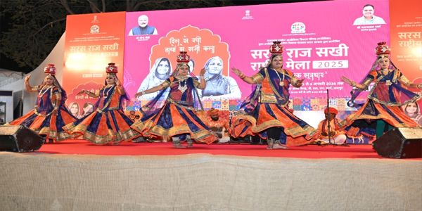 सरस राजसखी राष्ट्रीय मेले में रोज सज रही भारत की लोक कलाओं की अनुपम झलक