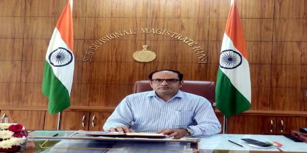 हिसार : एसडीएम को मिला अटल बिहारी वाजपेयी गुड गवर्नेस अवॉर्ड