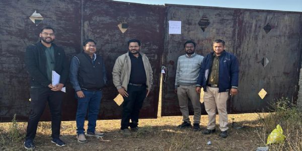 बलरामपुर : धान-चावल मिलिंग में बड़ी गड़बड़ी, प्रशासन ने राईस मिल पर की सीलिंग कार्रवाई