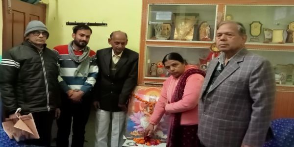 अभिव्यक्ति की काव्यगोष्ठी में बही कविता की रसधार