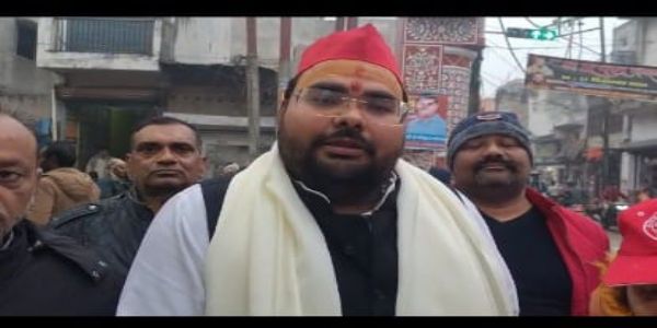 सपा ने मनाया फर्रुखाबाद का 311वां स्थापना दिवस