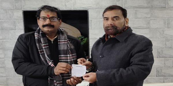 अधिवक्ता दीपक कुमार अभिषेक ने जदयू की औपचारिक सदस्यता ग्रहण की