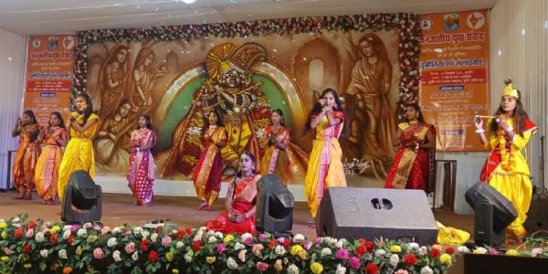 देशज दिवस में सजी लघु भारत की तस्वीर, जनजातीय संस्कृति के रंगों में रंगा चुनार