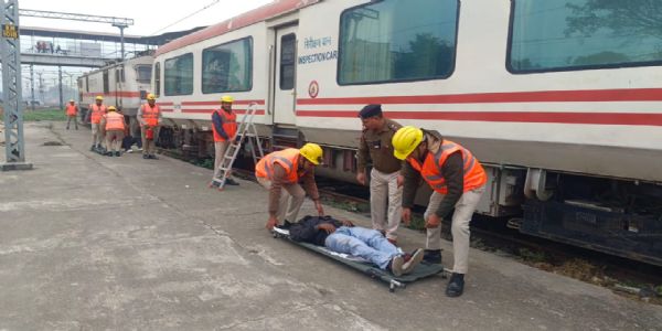 रेल दुर्घटना को लेकर आरपीएफ ने की मॉक ड्रिल