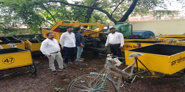 धमतरी : जांच में घटिया पाए गए कचरा संग्रहण रिक्शे एजेंसी को लौटाए जाएंगे, भुगतान रोका