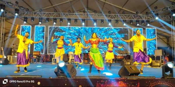 पचमढ़ी मेला उत्साह और उमंग से सराबोर, रंगारंग प्रस्तुतियों का लुत्फ उठा रहे दर्शक