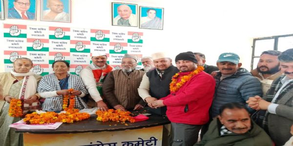 कांग्रेस ने गंगोत्री विधानसभा में स्थापना दिवस पर की मंथन