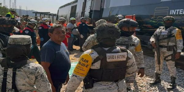 यह रेल दुर्घटना निजांडा शहर के पास हुई है। फोटो - इंटरनेट मीडिया यह रेल दुर्घटना निजांडा शहर के पास हुई है। फोटो - इंटरनेट मीडिया