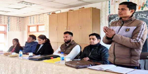 आदर्श ग्राम सभा के रूप में विकसित करने का संकल्प