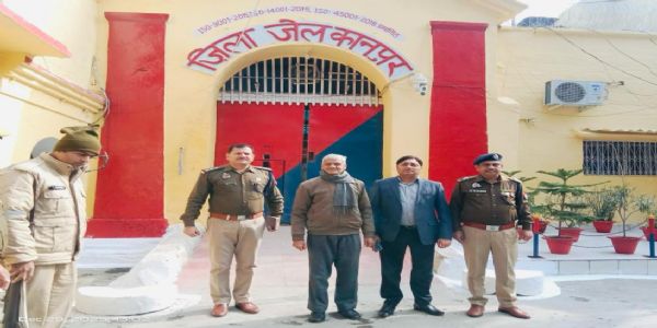 जेल में आवासित बालक अपनों के साथ मनाएगा नया साल, ताऊ ने बच्चे की सुपुर्दगी ली