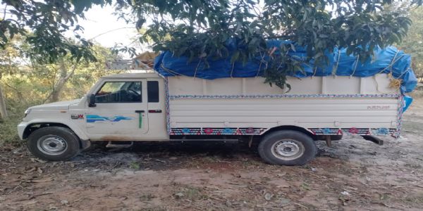 जशपुर: अवैध धान परिवहन पर पुलिस का एक्शन, उड़ीसा से ला रहे पिकअप को धर दबोचा