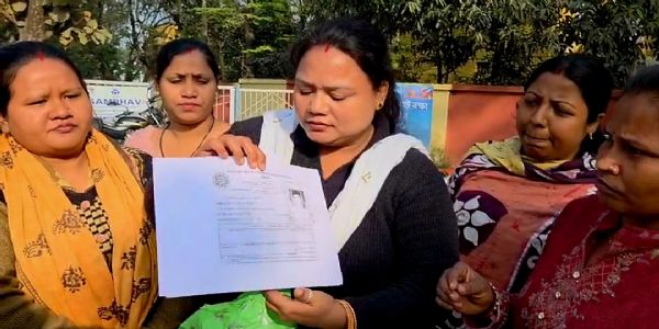 एसआईआर हेयरिंग प्रक्रिया में नेपाली महिला के पति को सशरीर उपस्थित रहने के निर्देश, महिला परेशान