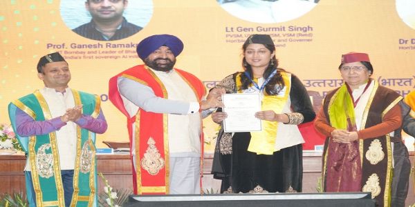 शिक्षा का वास्तविक उद्देश्य चरित्र निर्माण: राज्यपाल