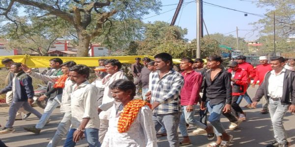 झाबुआ: बांग्लादेश में हुई दीपू दास की निर्मम हत्या के विरोध में लामबंद हुआ समग्र हिंदू समाज