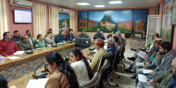 एससी-एसटी, अल्पसंख्यकों, दिव्यांगों और सफाई कर्मियों को करें लाभान्वित