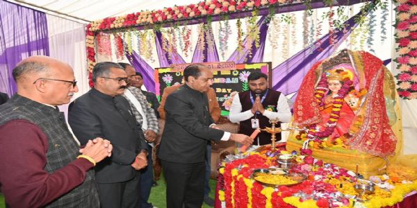 प्रतिभाएं क्षेत्र और संसाधनों की मोहताज नहीं होती : जयराम ठाकुर