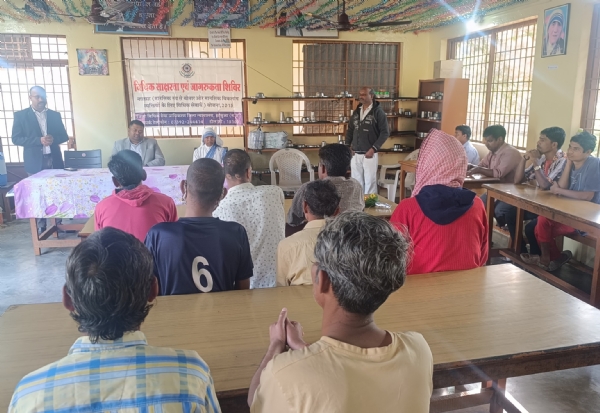 आयोजित शिविर में उद्बोधन देते हुए जस्टिस शिवकुमार आयोजित शिविर में उद्बोधन देते हुए जस्टिस शिवकुमार