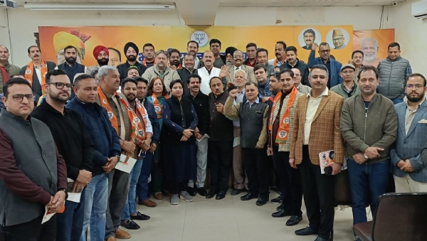 वेद शर्मा ने सेल कार्यकर्ताओं की सराहना की, जम्मू-कश्मीर में मजबूत संगठन के लिए रोडमैप तय किया वेद शर्मा ने सेल कार्यकर्ताओं की सराहना की, जम्मू-कश्मीर में मजबूत संगठन के लिए रोडमैप तय किया