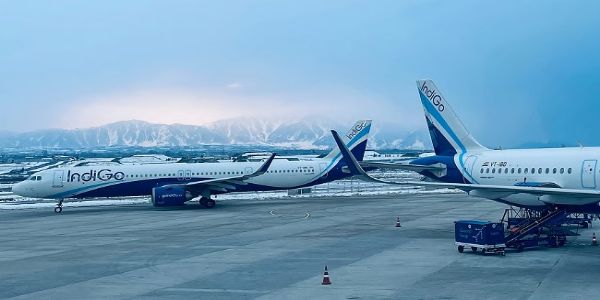 इंडिगो की 70 से ज्यादा उड़ानें रद्द, कहा-तकनीकी खामियों के कारण हुई परेशानी इंडिगो की 70 से ज्यादा उड़ानें रद्द, कहा-तकनीकी खामियों के कारण हुई परेशानी