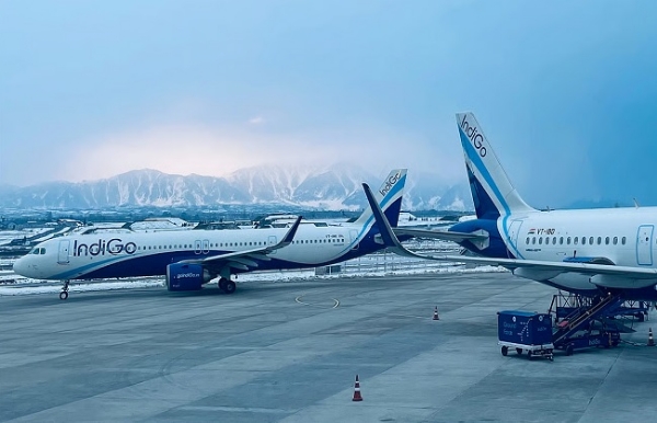 इंडिगो की 70 से ज्यादा उड़ानें रद्द, कहा-तकनीकी खामियों के कारण हुई परेशानी इंडिगो की 70 से ज्यादा उड़ानें रद्द, कहा-तकनीकी खामियों के कारण हुई परेशानी
