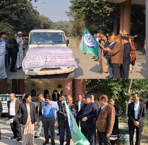 राष्ट्रीय लोक अदालत की सफलता के लिए जिला जज ने प्रचार वाहनों को किया रवाना