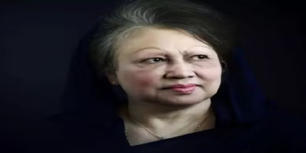 बांग्लादेश की प्रथम महिला प्रधानमंत्री खालिदा जिया। फोटो - फाइल बांग्लादेश की प्रथम महिला प्रधानमंत्री खालिदा जिया। फोटो - फाइल