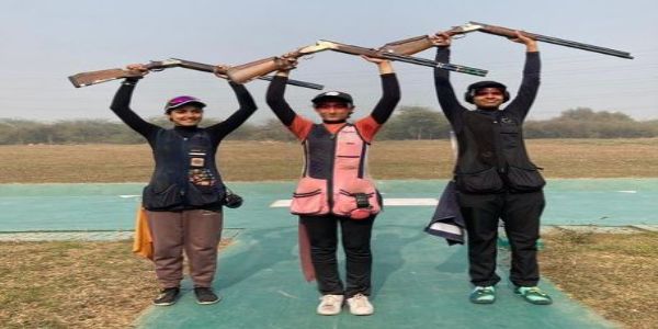 राष्ट्रीय निशानेबाजी चैंपियनशिप: दिल्ली की आद्या कत्याल ने जूनियर महिला ट्रैप का खिताब जीता राष्ट्रीय निशानेबाजी चैंपियनशिप: दिल्ली की आद्या कत्याल ने जूनियर महिला ट्रैप का खिताब जीता