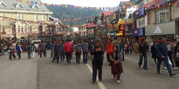 हिमाचल प्रदेश में गिरेगी बर्फ, सक्रिय हुआ पश्चिमी विक्षोभ, शिमला की रातें मैदानों से गर्म