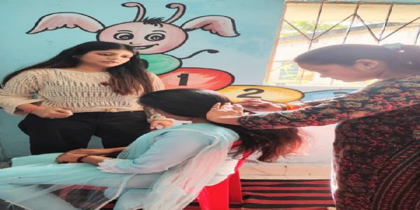 हथनेवरा में 15 दिवसीय ब्यूटी पार्लर प्रशिक्षण संपन्न