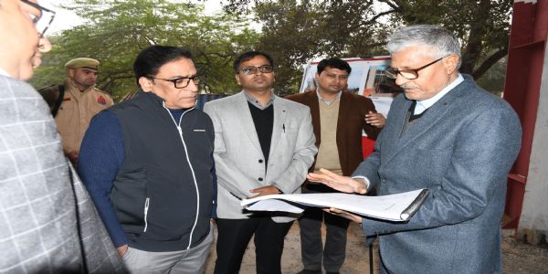 फिरोजाबाद को कांच उद्योग व स्थानीय संस्कृति से जोड़कर पर्यटन केंद्र के रूप में विकसित करना प्राथमिकता : प्रमुख सचिव