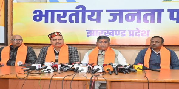 कांग्रेस को भ्रष्टाचार रुकने से परेशानी : सांसद आदित्य साहू