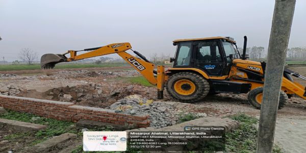 प्राधिकरण का तीन अवैध कॉलोनियों पर चला बुलडोजर