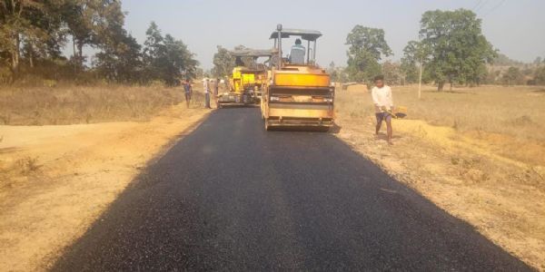 एमसीबी: जिले में प्लास्टिक अपशिष्ट से बनी पहली सड़क, पर्यावरण संरक्षण की ऐतिहासिक पहल