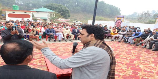 गांवों की समस्याओं के अनुरूप हो रहा गांवों का विकास : आरएस बाली