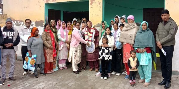 रोहतक में आंगनवाड़ी हेल्पर 38 साल की सेवा के बाद हुईं सेवानिवृत्त