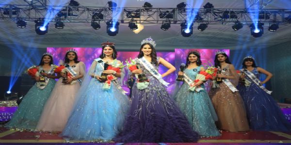 जयपुर में ग्रैंड फिनाले में ऋतिका चौधरी ने जीता मिस उर्वशी–4 का खिताब