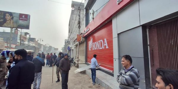 अवैध निर्माण पर बीडीए की सख्ती, मॉडल टाउन में जगन्नाथ टावर सील