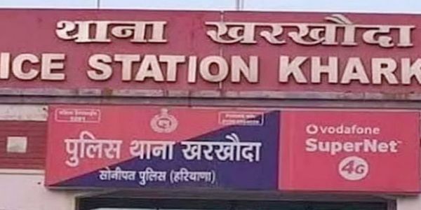 सोनीपत: कोहरे में खड़े ट्रोले से टकराई कार, युवक की मौत