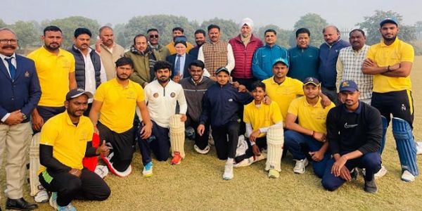 फाफामऊ की विजेता टीम