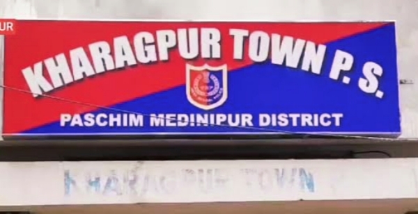 खड़गपुर अवैध दारू विक्रेताओं पर छापा खड़गपुर अवैध दारू विक्रेताओं पर छापा