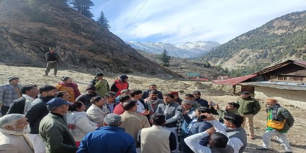 स्थानीय लोगों की अपेक्षा अनुरूप पुनर्निर्माण और पुनर्वास कार्य करें सरकार : गोदियाल