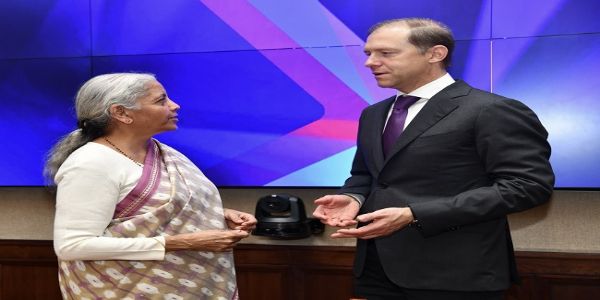 वित्‍त मंत्री ने रूस के प्रथम उप-प्रधानमंत्री से की मुलाकात, आपसी हित के मुद्दों पर हुई बातचीत