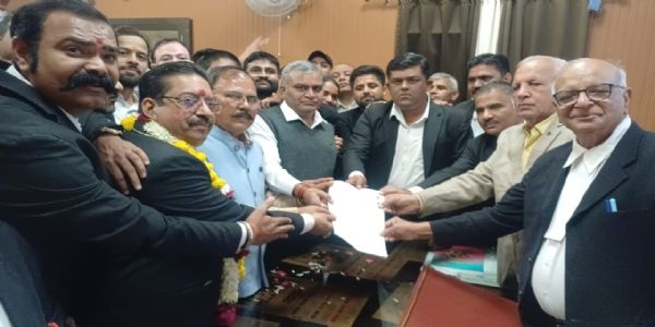 रणजीत जोशी ने अध्यक्ष पद के लिए फिर भरा नामांकन