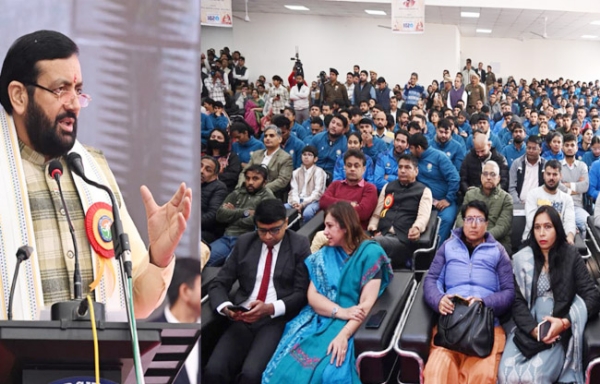 सोनीपत हरियाणा खेल विश्वविद्यालय राई में आधुनिक खेल प्रबंधन का भारतीय मॉडल विषय पर संबोधित करते हुए मुख्यमंत्री नायब सैनी सोनीपत हरियाणा खेल विश्वविद्यालय राई में आधुनिक खेल प्रबंधन का भारतीय मॉडल विषय पर संबोधित करते हुए मुख्यमंत्री नायब सैनी